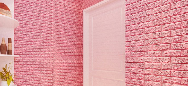 Mẫu xốp dán tường màu hồng cho phòng bé gái